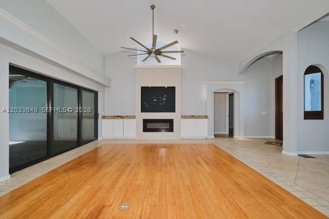 SPANISH WELLS UNIT 2 - Residential