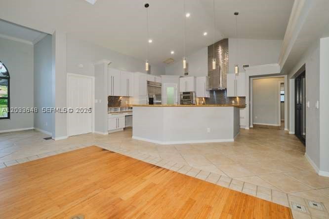 SPANISH WELLS UNIT 2 - Residential