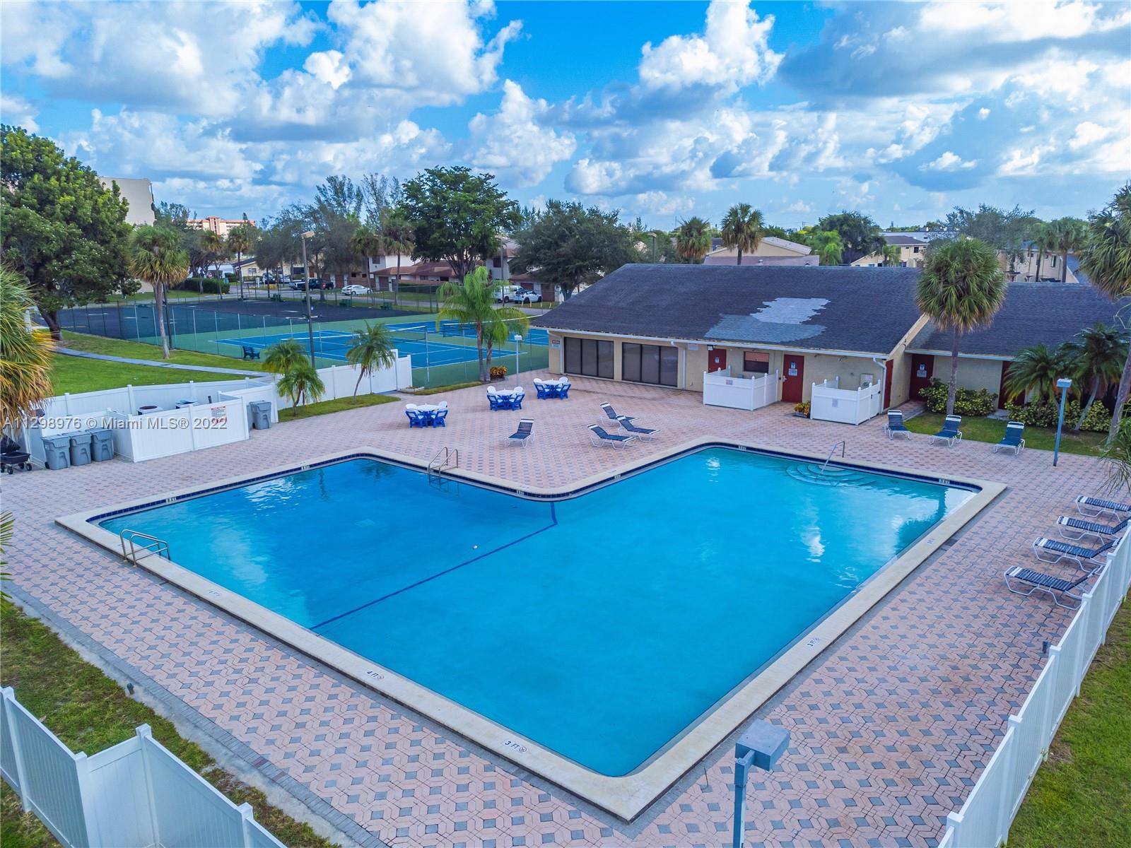 BLUE LAKE APTS CONDO - Residential Lease