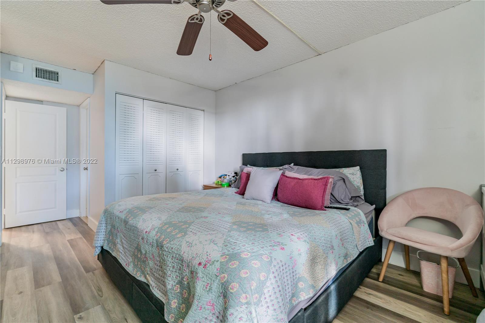 BLUE LAKE APTS CONDO - Residential Lease