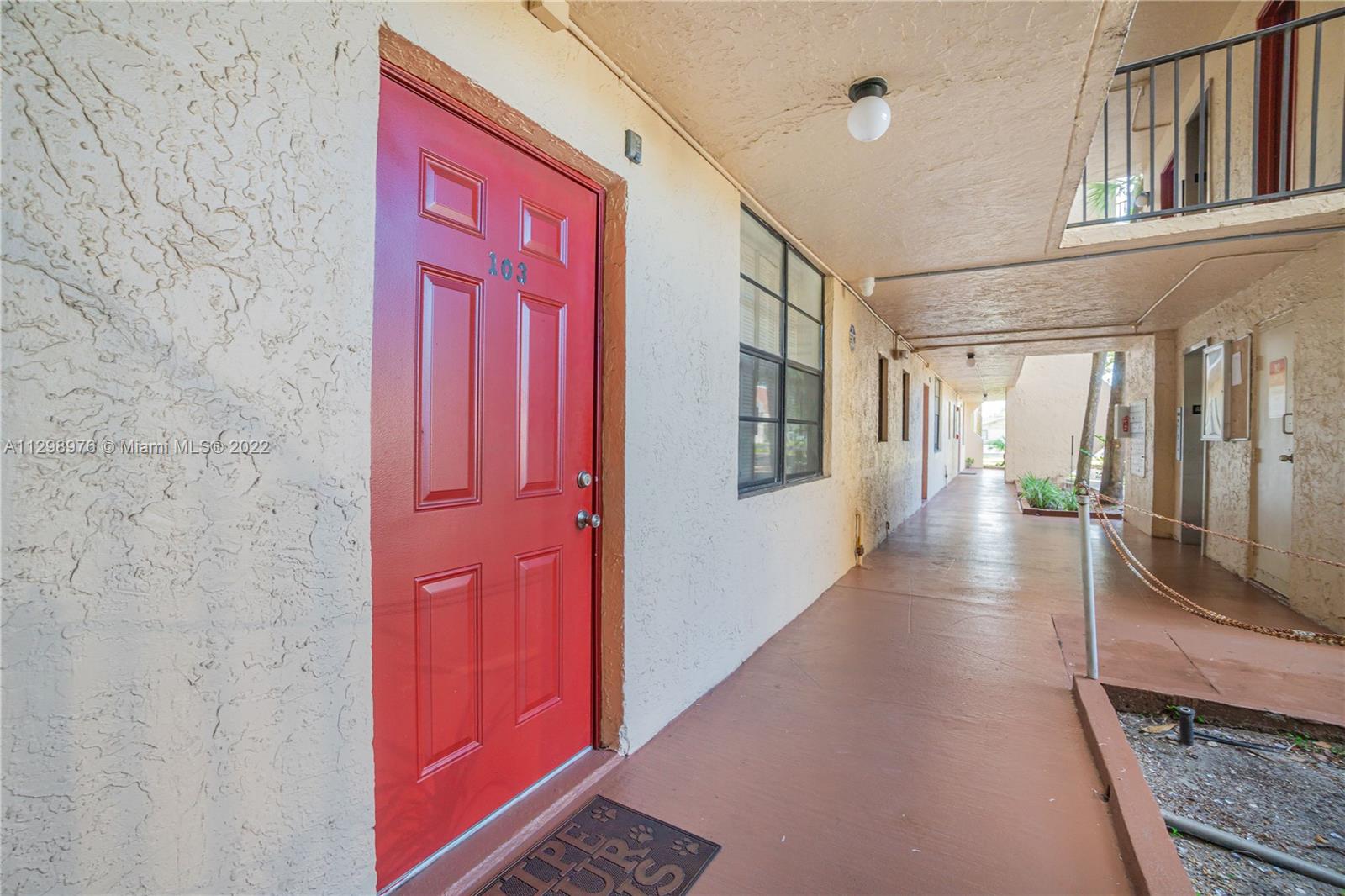 BLUE LAKE APTS CONDO - Residential Lease