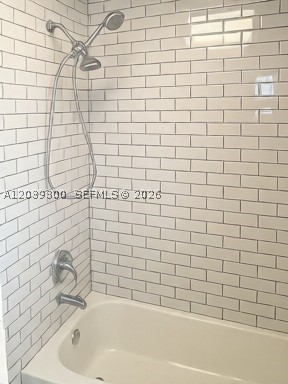 SANCTUARY AT BAY HILL COND - Residential Lease