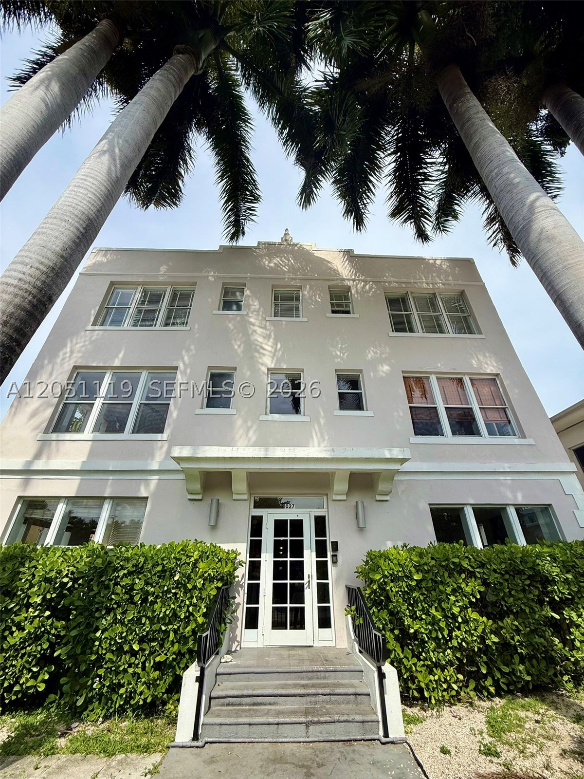 Beautifully renovated South Beach Residence in the Heart of South Beach! This move-in-ready 2/2 condo features modern finishes throughout, updated flooring, a sleek kitchen with quartz countertops and stainless steel appliances, stylish lighting, beautifully redesigned bathrooms, and the convenience of an in-unit washer and dryer combo. Nestled on a quiet, tree-lined street in the highly desirable Flamingo Park neighborhood, you'll be just moments from the beach, Lincoln Road, Española Way, and World known shopping and dining. Miami International Airport, major grocery stores, top-rated hospitals, and convenient access to I-95 are all within easy reach. Schedule your private showing today before it's gone!
