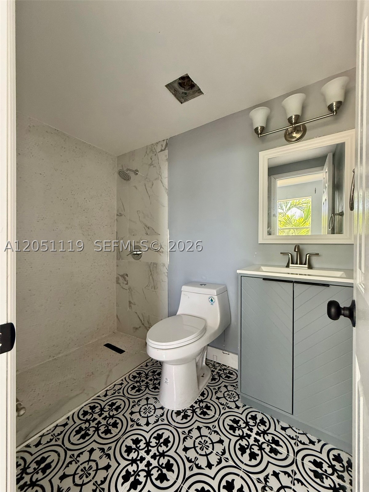 PENN PLAZA CONDO - Residential Lease