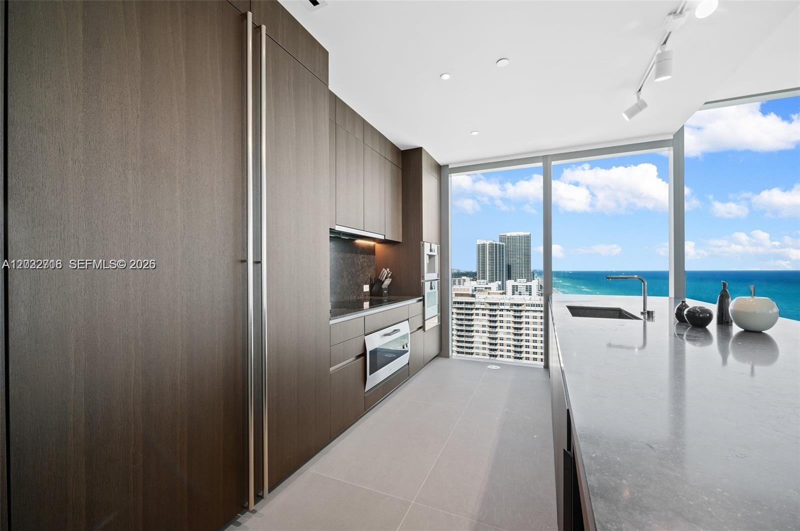2000 OCEAN CONDO - Residential