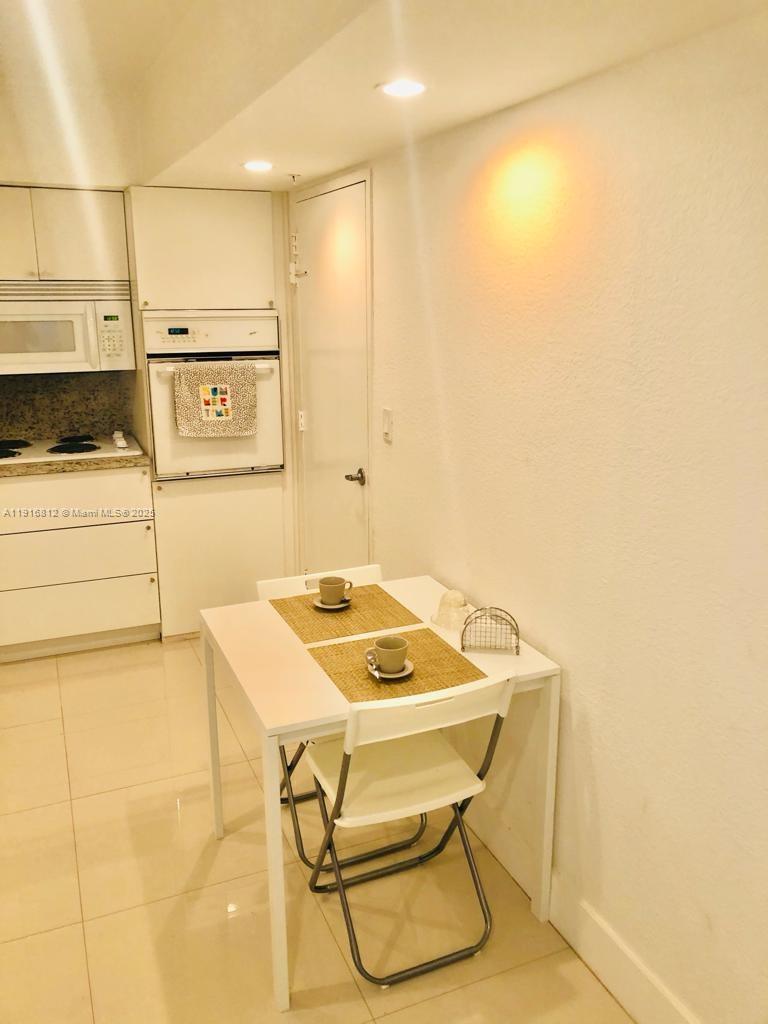SIAN OCEAN RESIDENCES CON - Residential