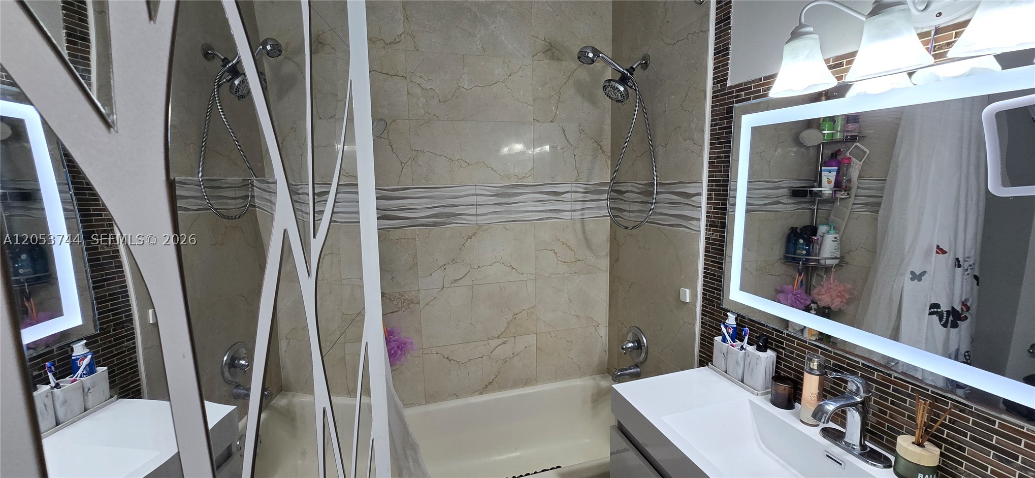 HALCON VILLAS CONDO NO 6 - Residential Lease