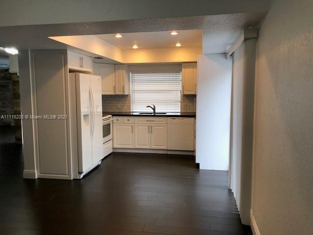 CROSSINGS TWNHSE SEC 1 - Residential Lease