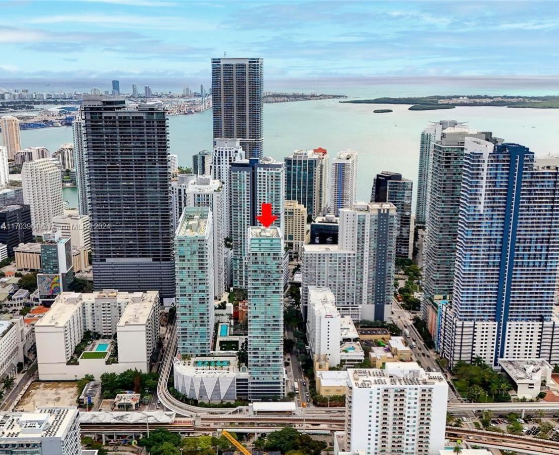 THE AXIS ON BRICKELL COND - Residential Lease