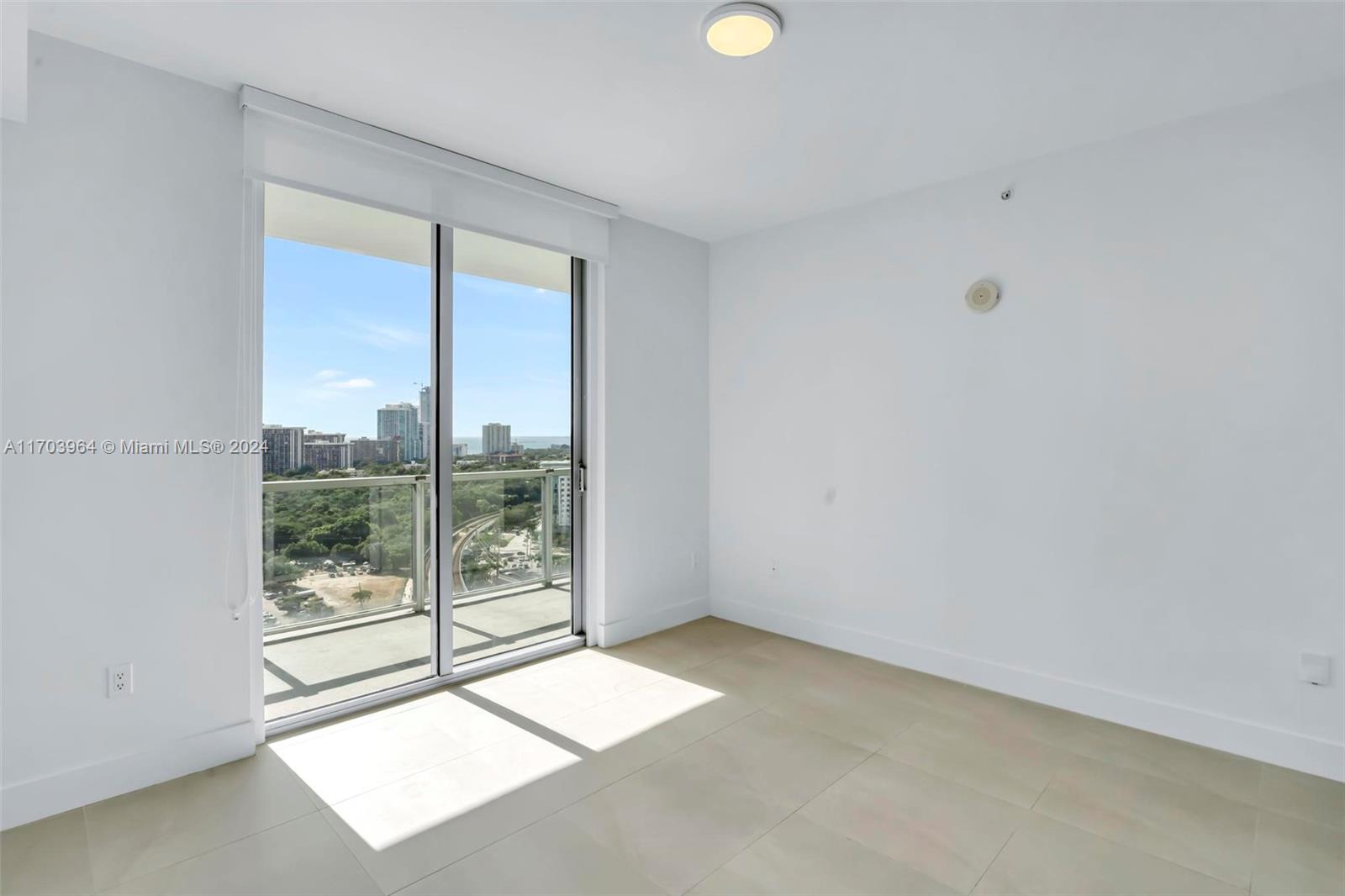 THE AXIS ON BRICKELL COND - Residential Lease