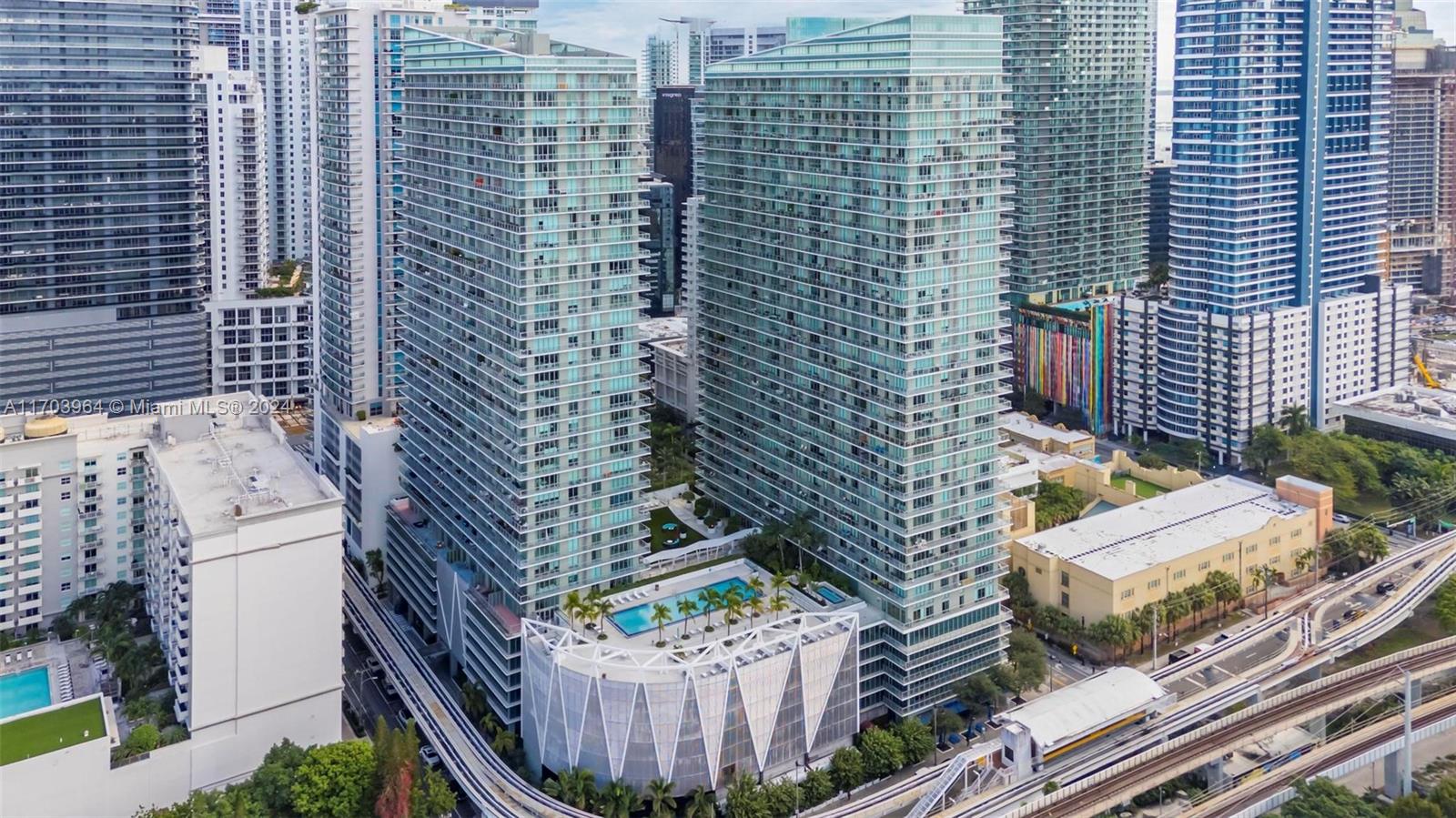 THE AXIS ON BRICKELL COND - Residential Lease