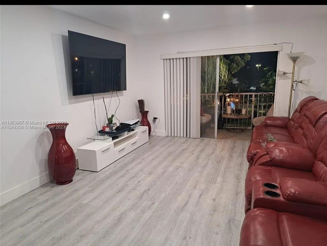 VILLAGE AT DADELAND CONDO - Residential Lease