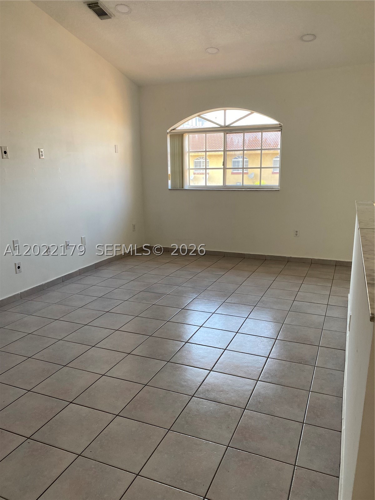 POINCIANA ROYALE VILLAS C - Residential