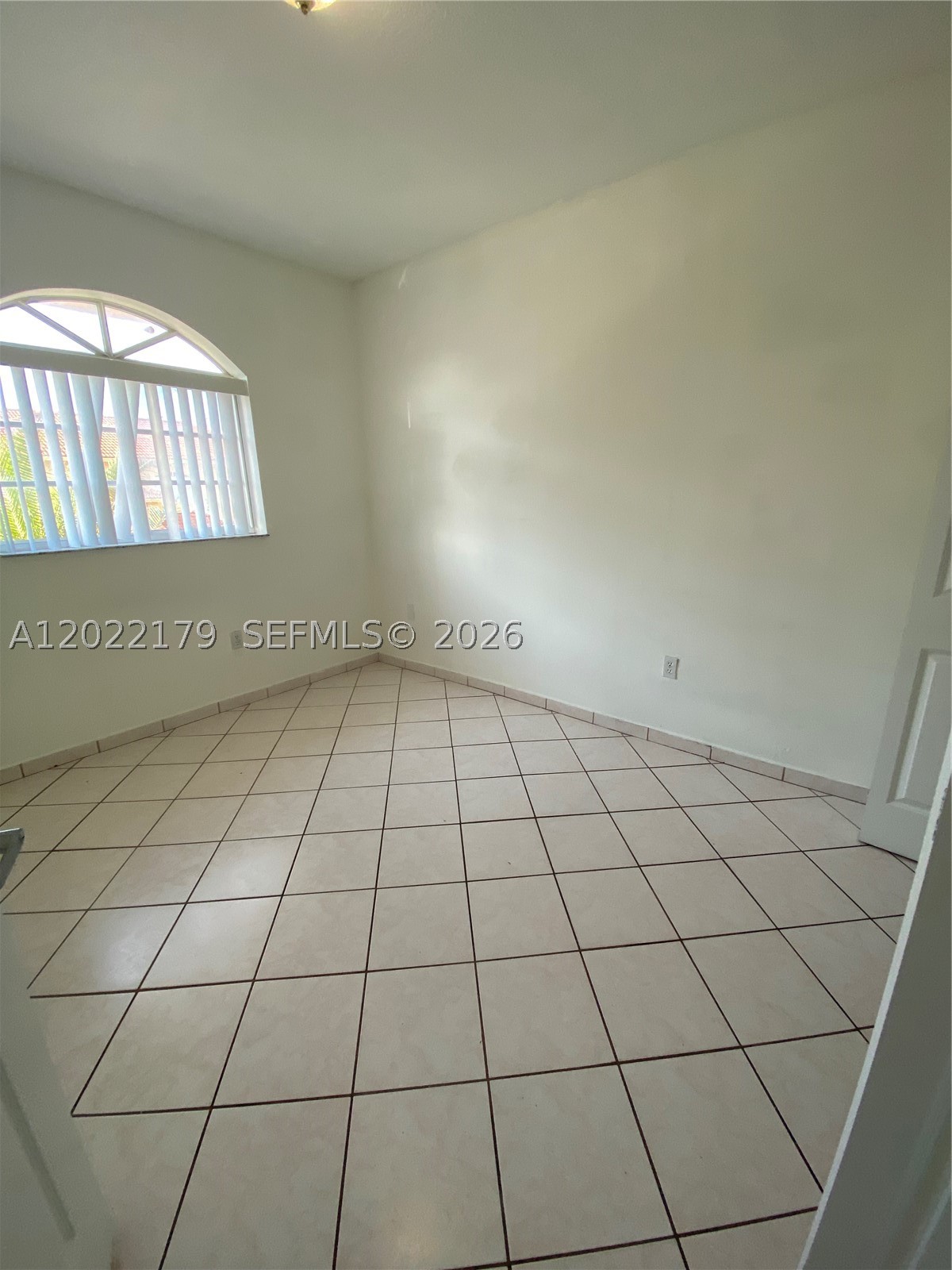 POINCIANA ROYALE VILLAS C - Residential