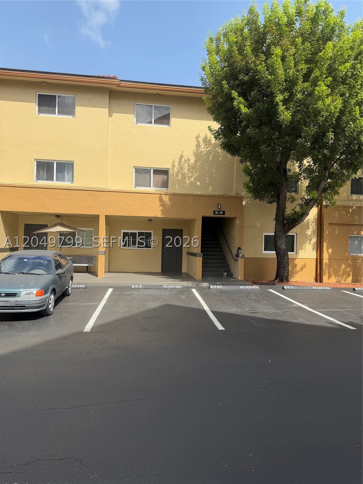 WATERVIEW CONDO - Residential Lease