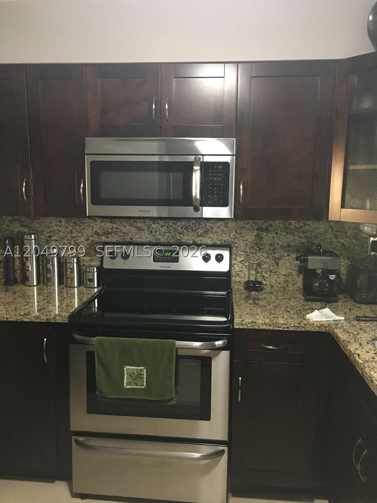 WATERVIEW CONDO - Residential Lease
