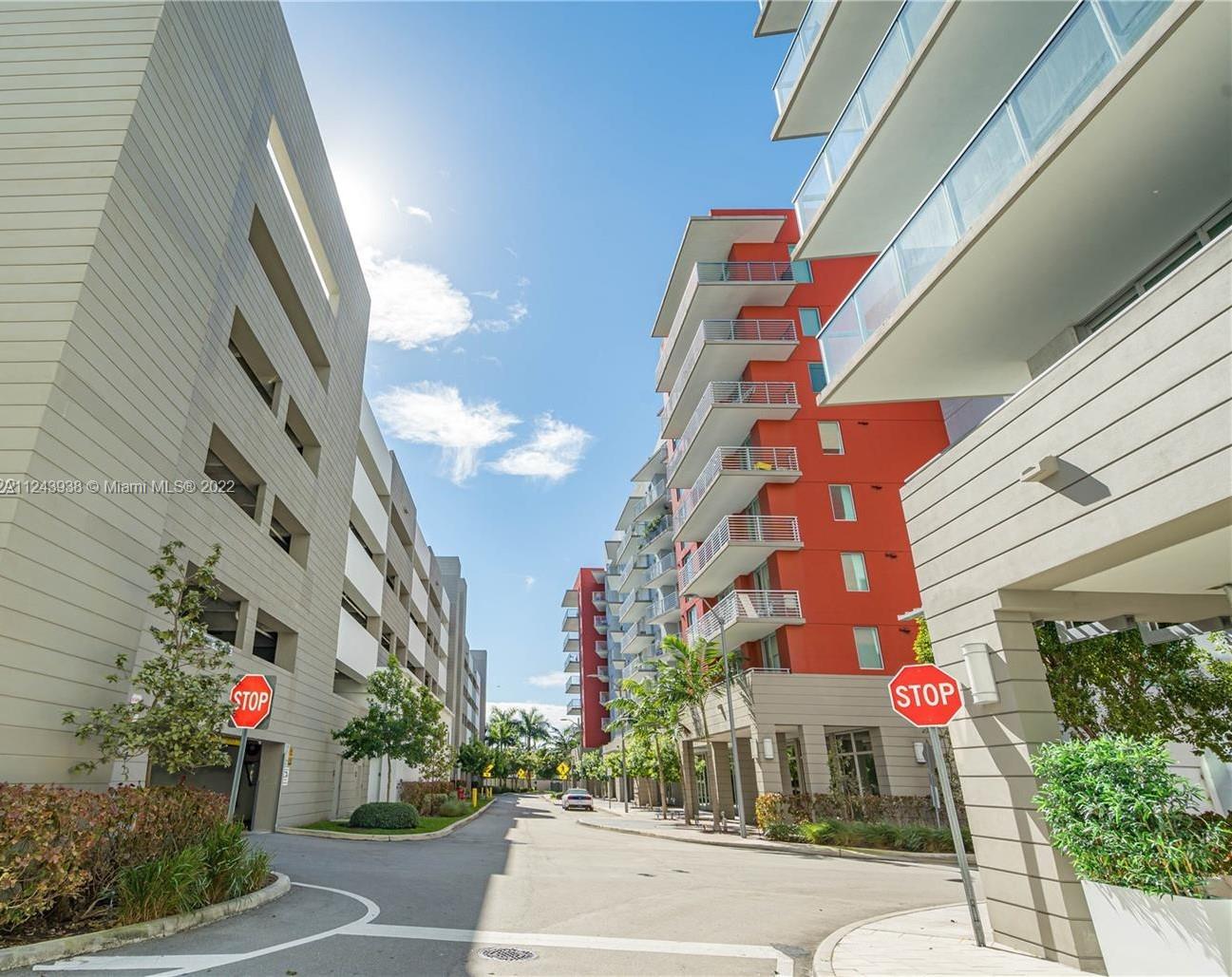 MIDTOWN DORAL CONDO 4 - Residential Lease