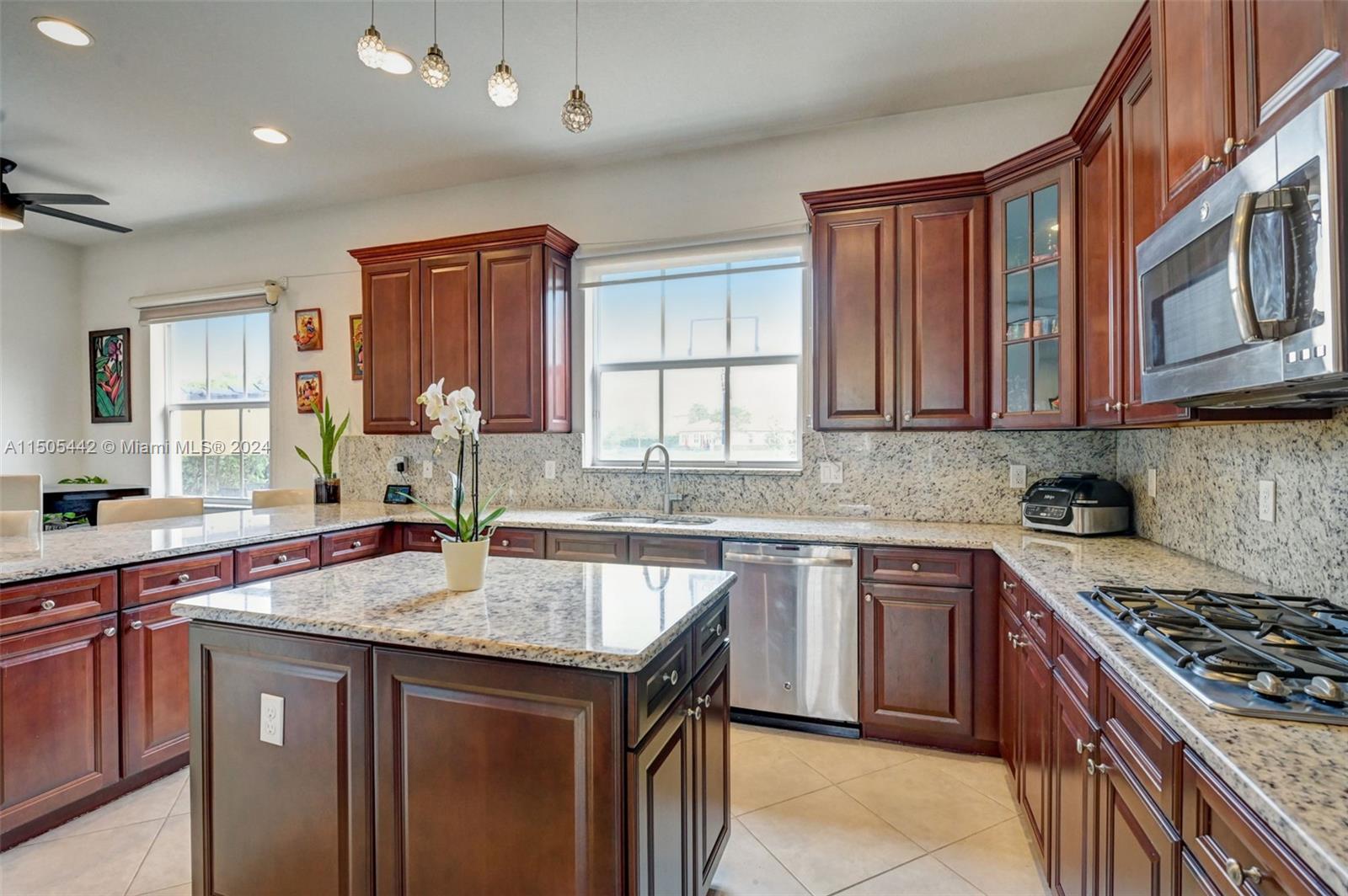 MIRALAGO AT PARKLAND - Residential