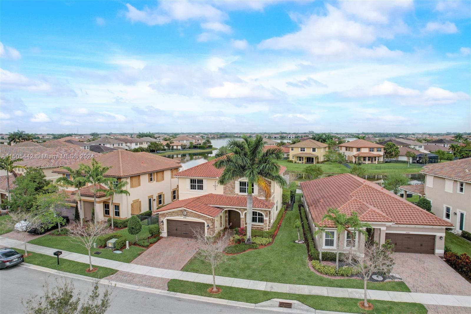MIRALAGO AT PARKLAND - Residential