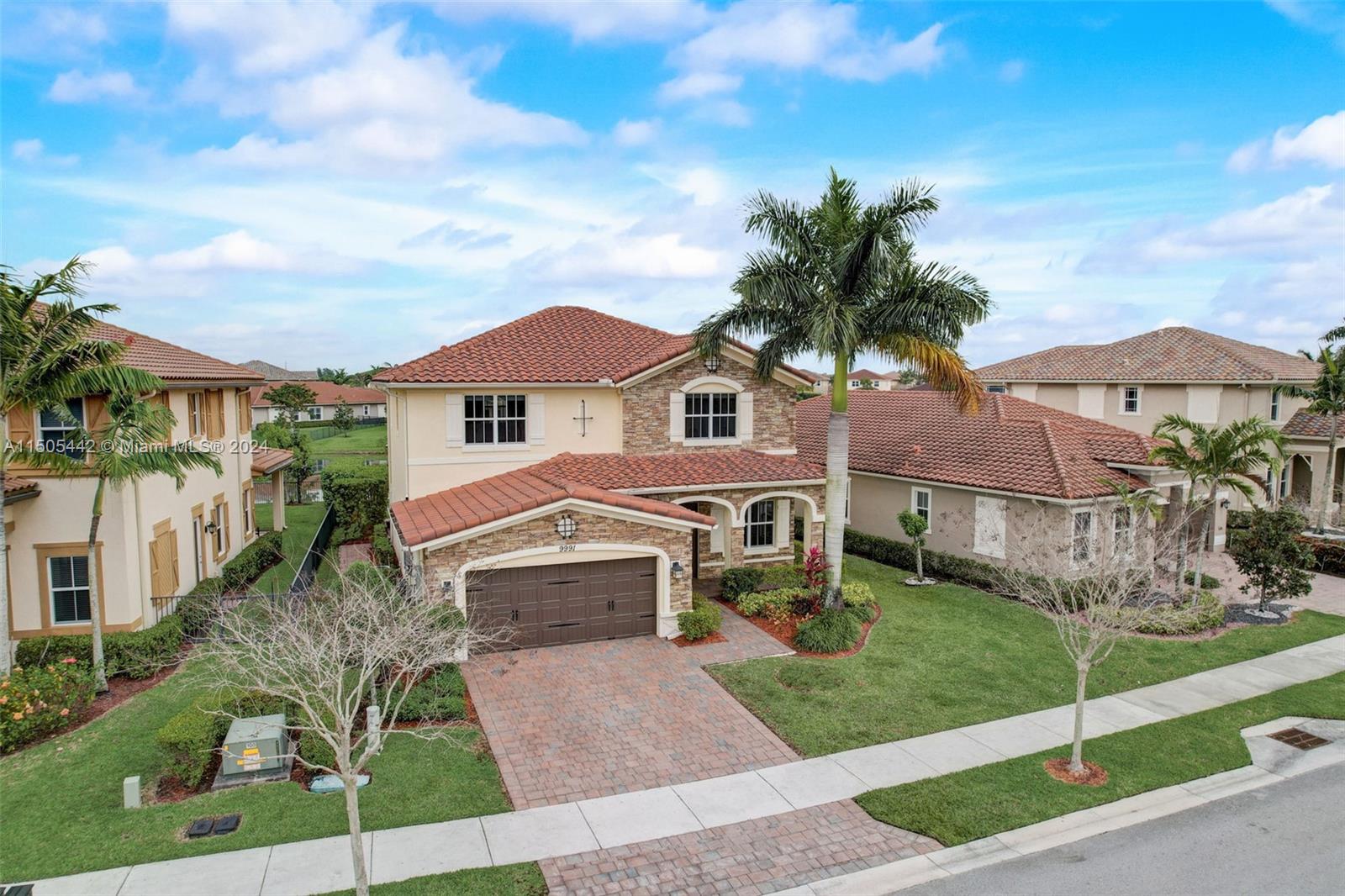 MIRALAGO AT PARKLAND - Residential