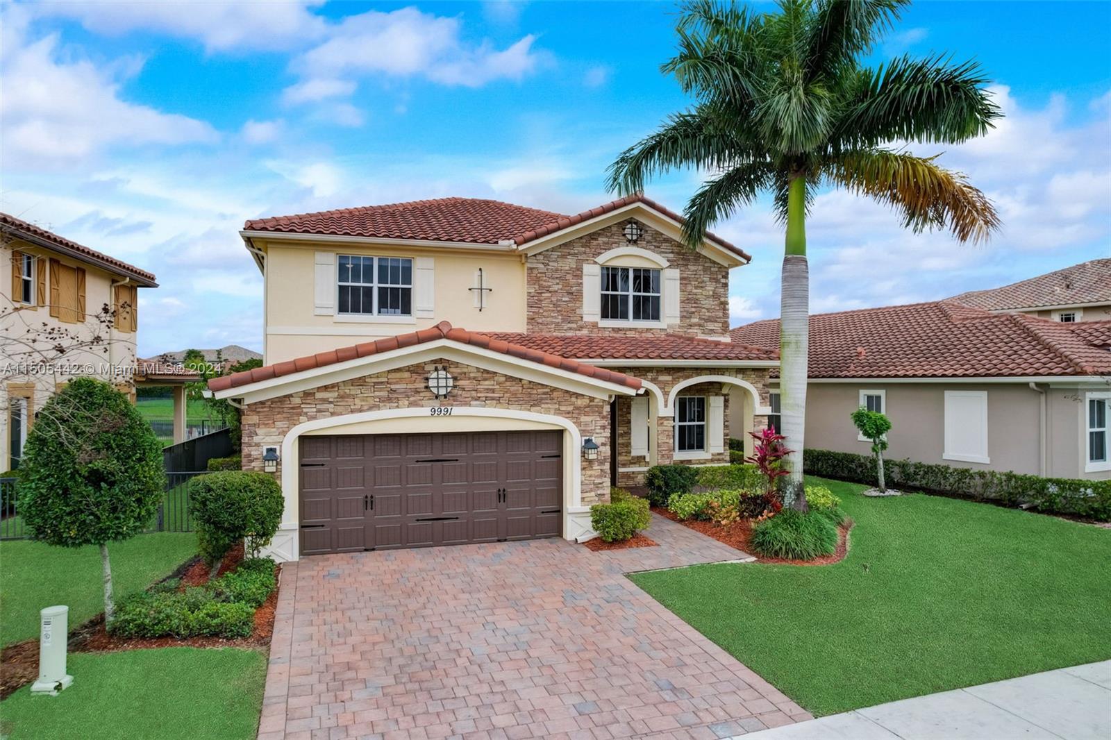 MIRALAGO AT PARKLAND - Residential