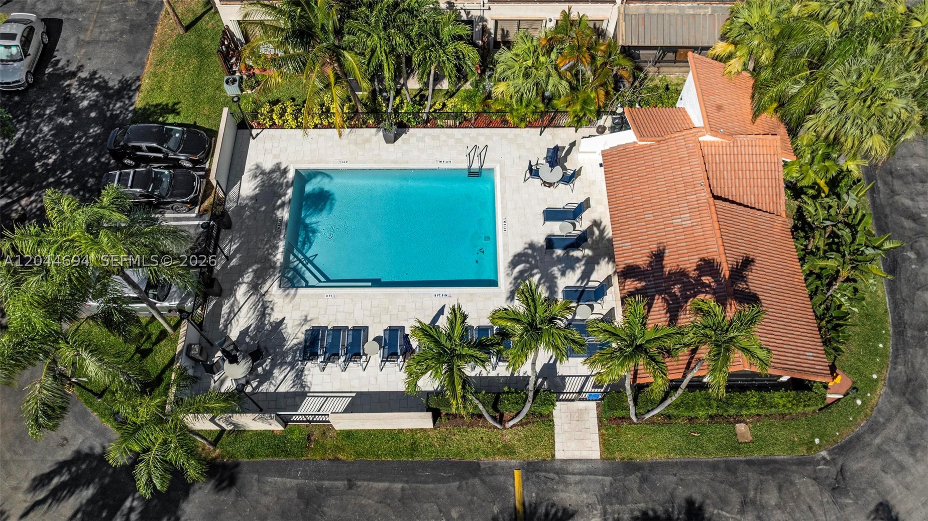 LA MIRAGE OF HARBOR VILG - Residential Lease