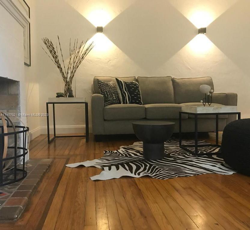 LINCOLN SUB - Residential Lease
