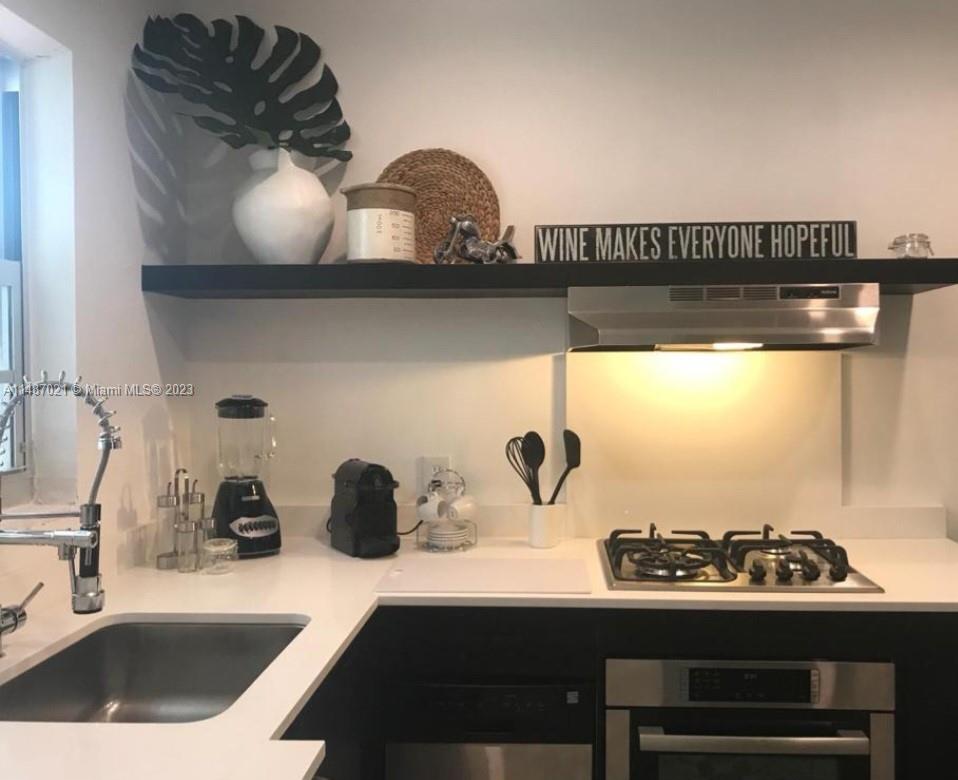 LINCOLN SUB - Residential Lease