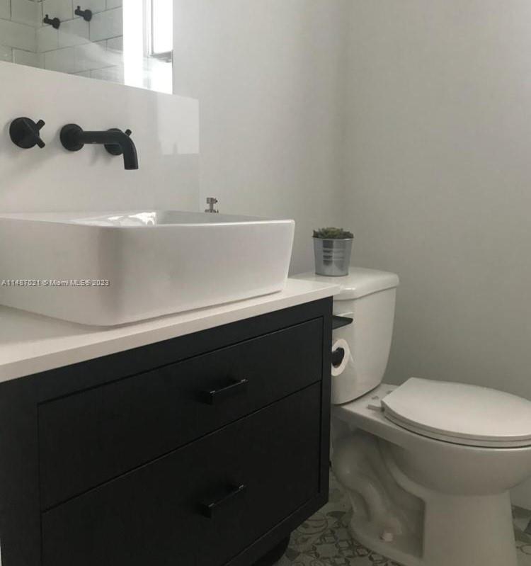 LINCOLN SUB - Residential Lease