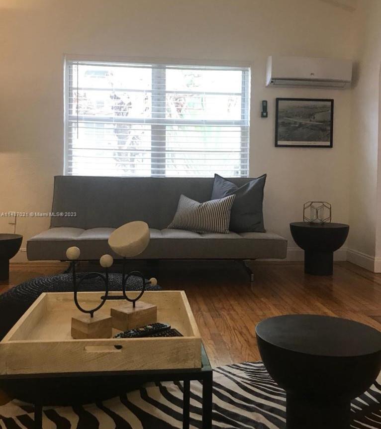 LINCOLN SUB - Residential Lease