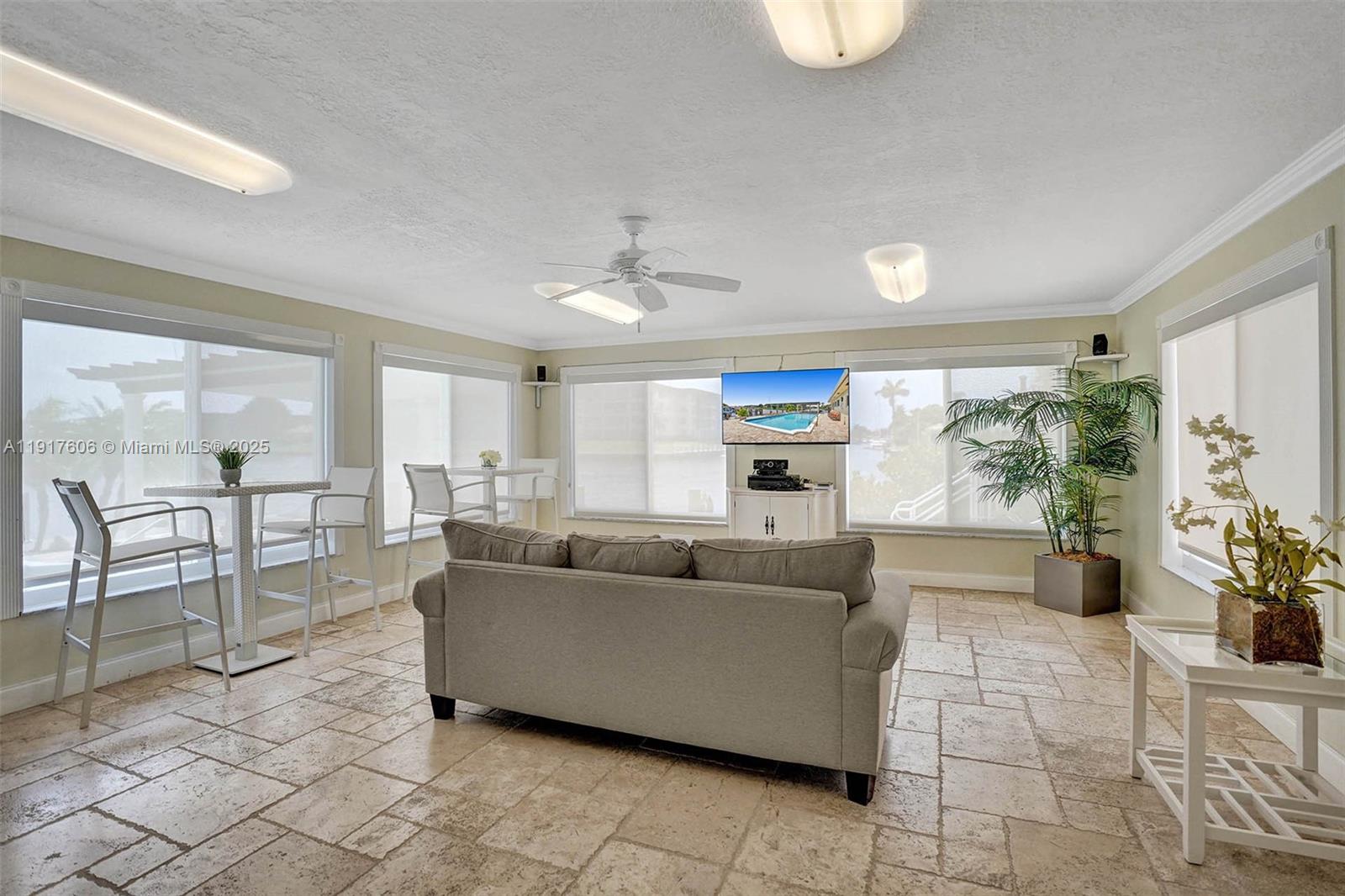HILLSBORO ISLAND HOUSE CO - Residential