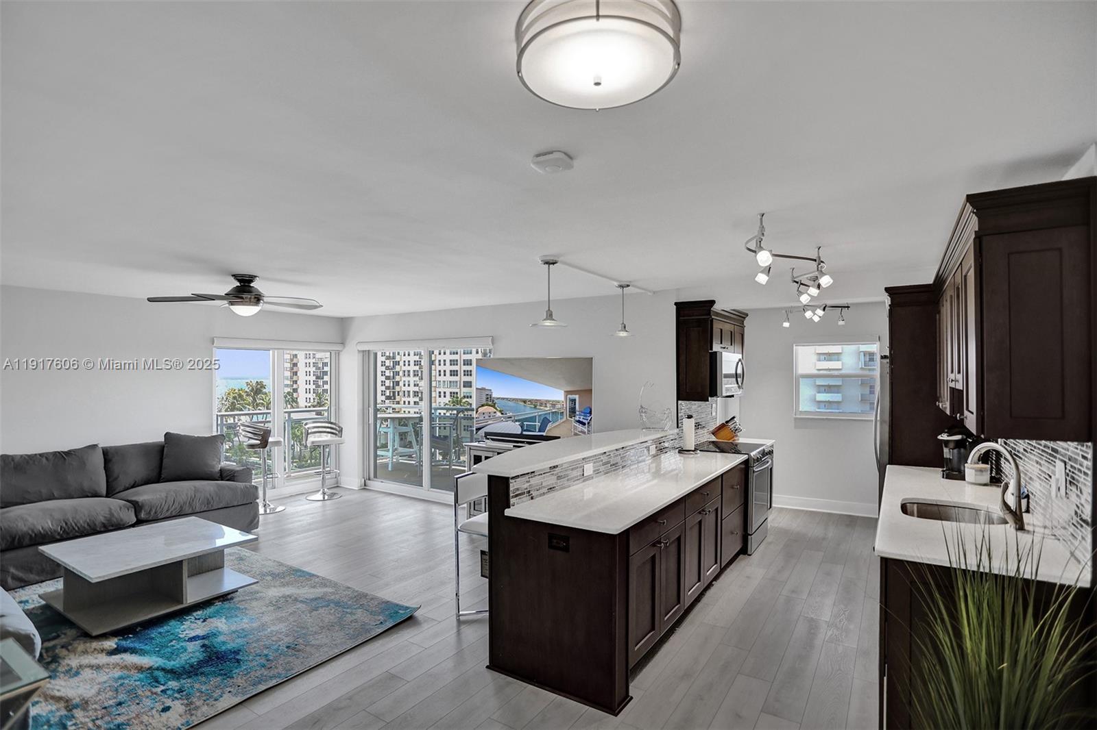 HILLSBORO ISLAND HOUSE CO - Residential
