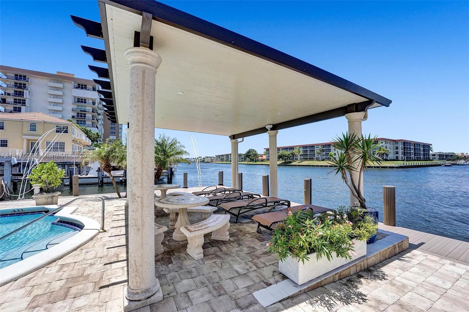HILLSBORO ISLAND HOUSE CO - Residential