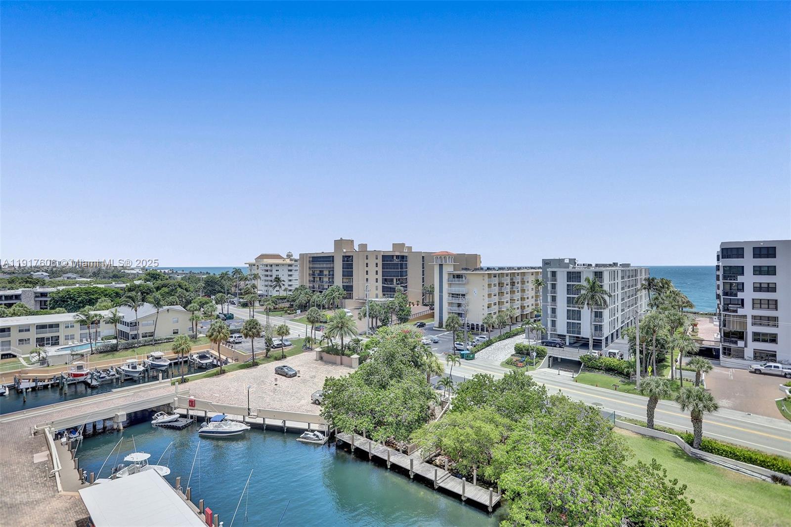 HILLSBORO ISLAND HOUSE CO - Residential
