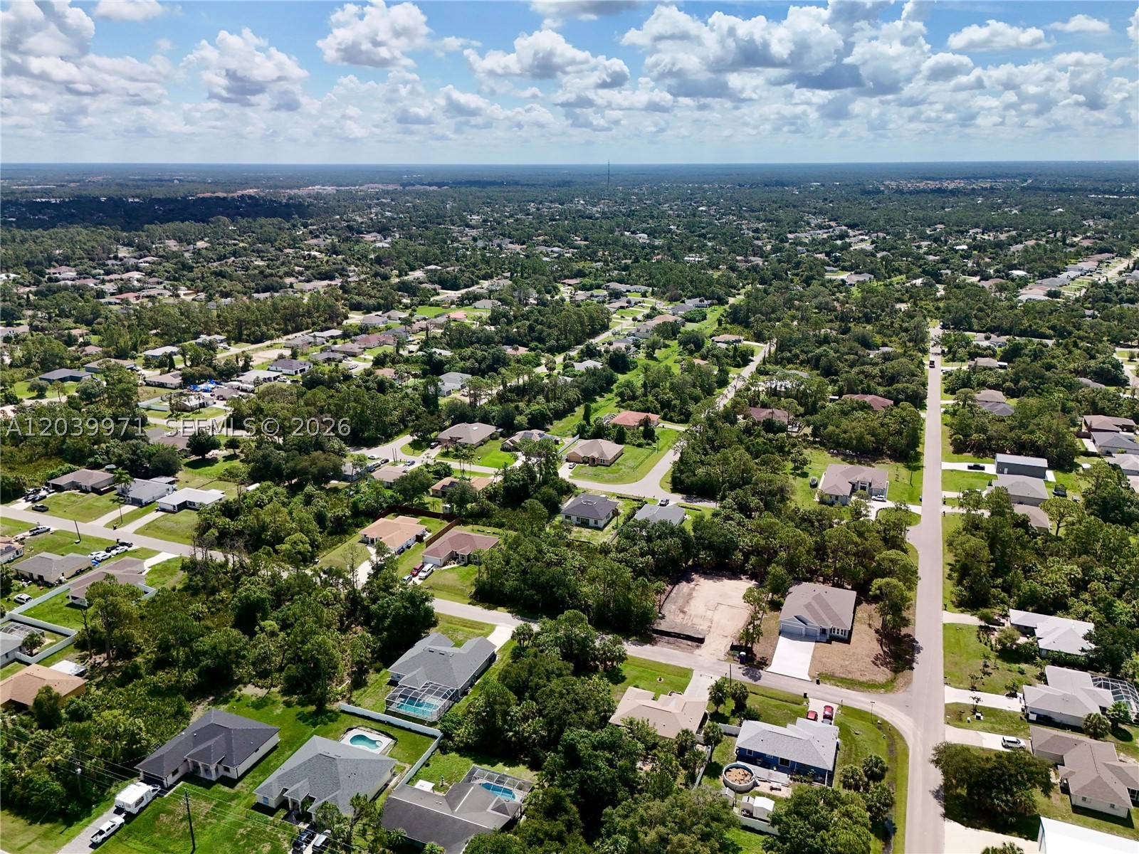 PORT CHARLOTTE - Land