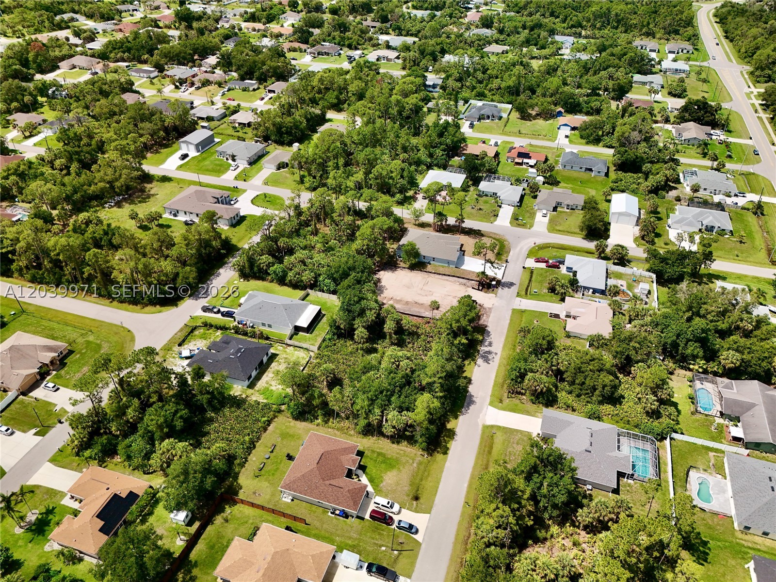 PORT CHARLOTTE - Land