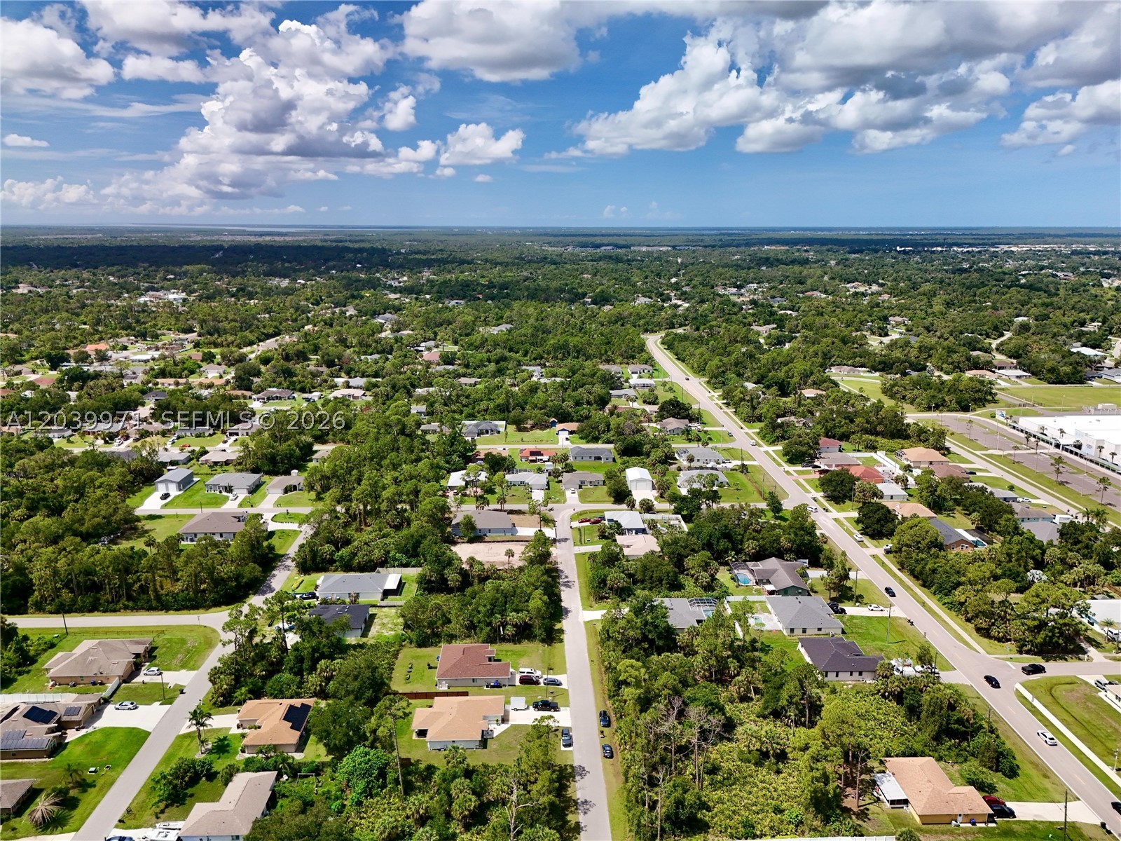 PORT CHARLOTTE - Land