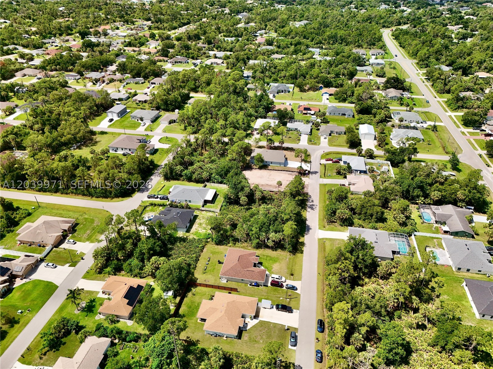 PORT CHARLOTTE - Land