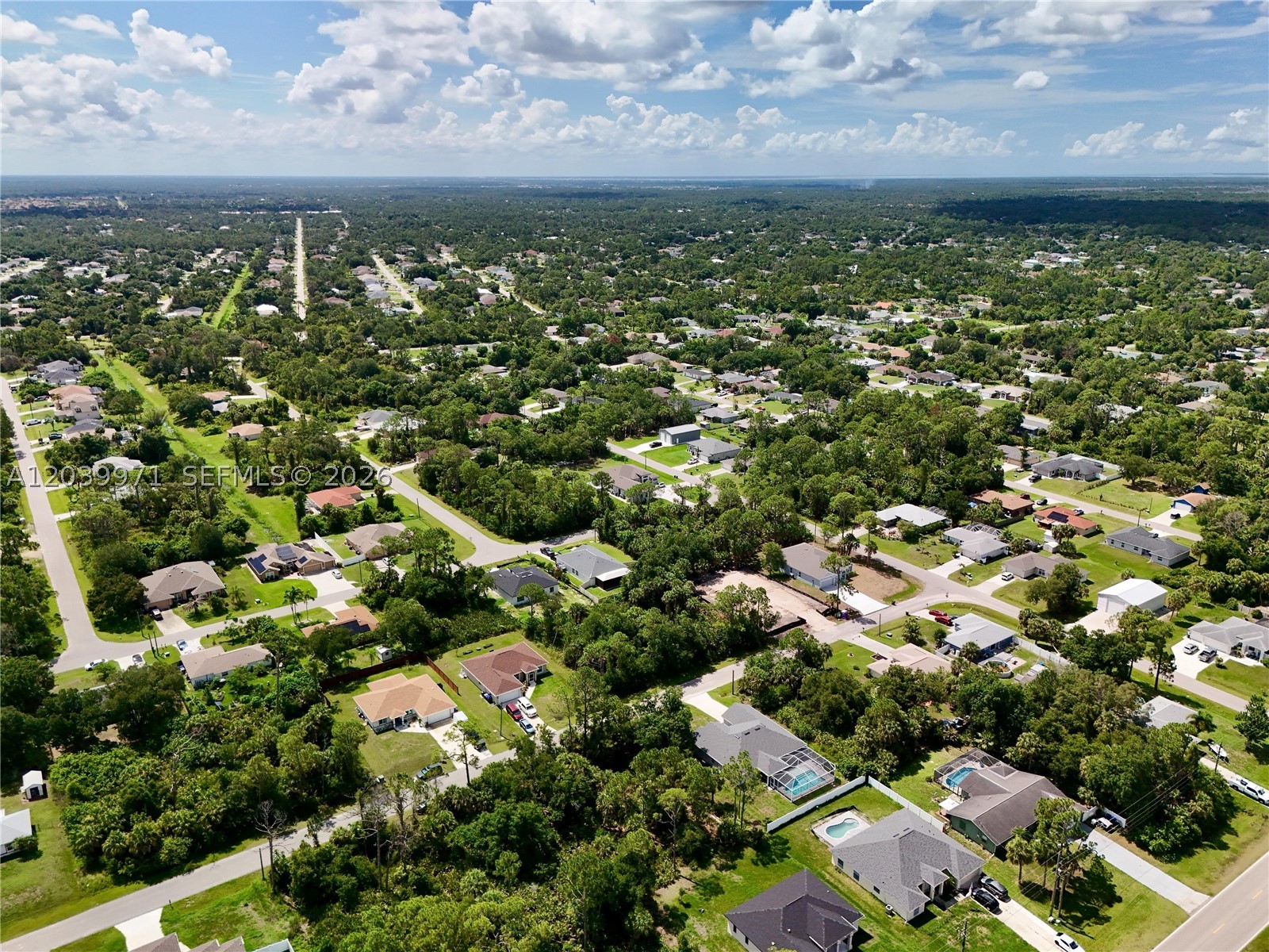 PORT CHARLOTTE - Land