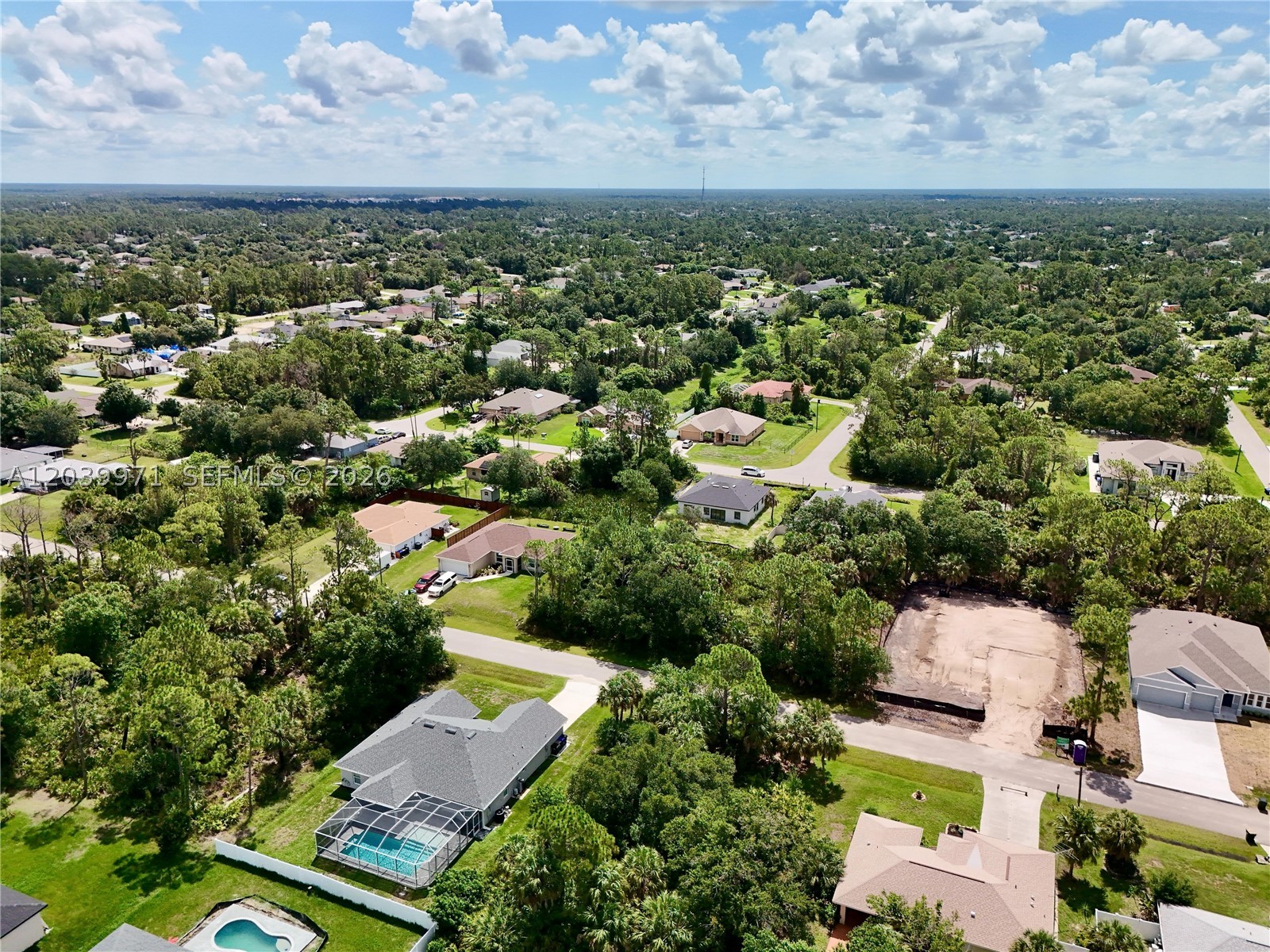 PORT CHARLOTTE - Land