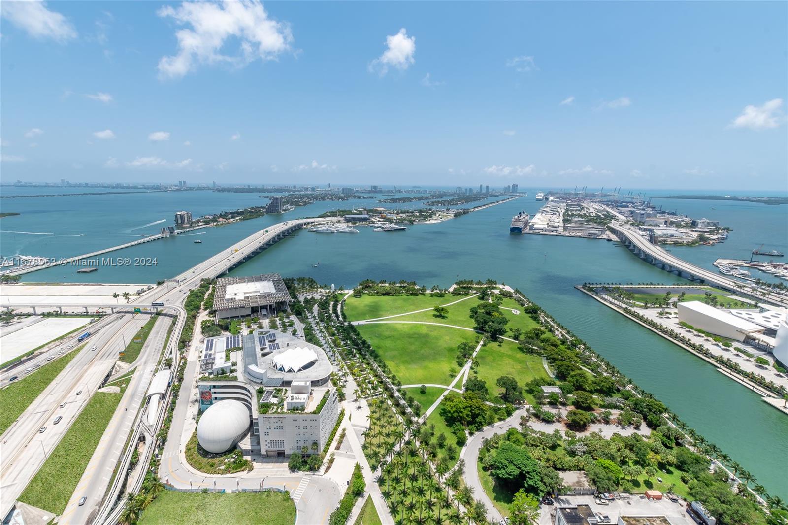 TEN MUSEUM PK RESIDENTIAL - Residential