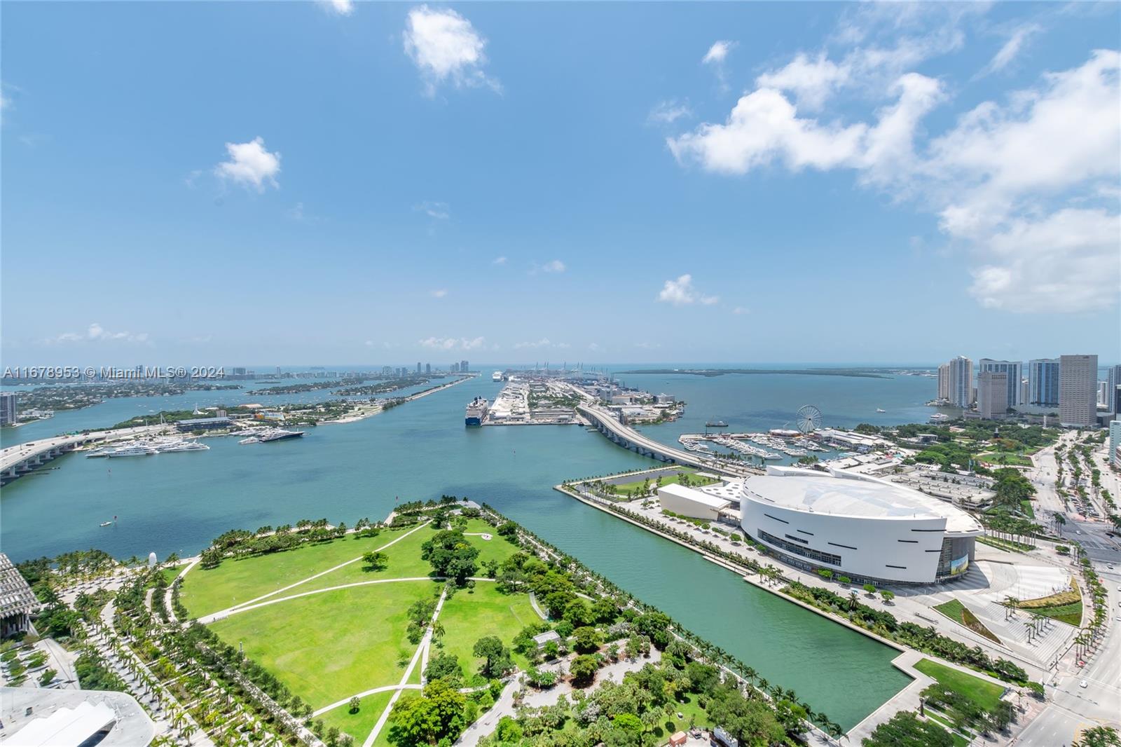 TEN MUSEUM PK RESIDENTIAL - Residential