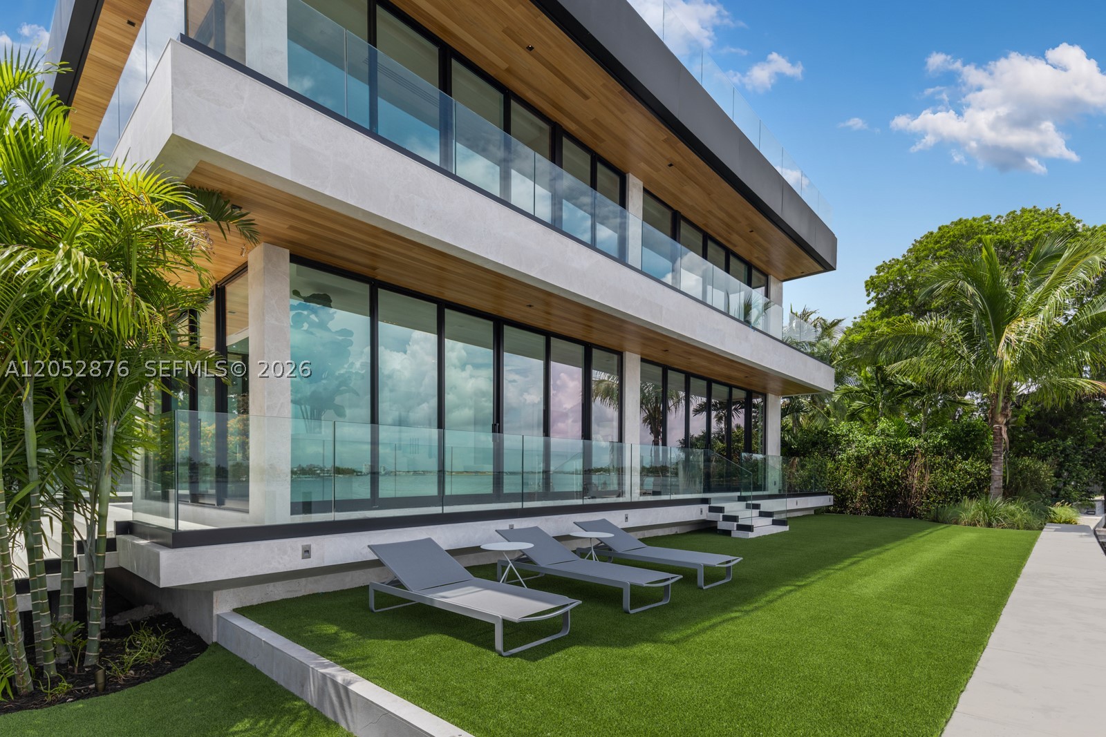 BISCAYNE POINT RESUB - Residential