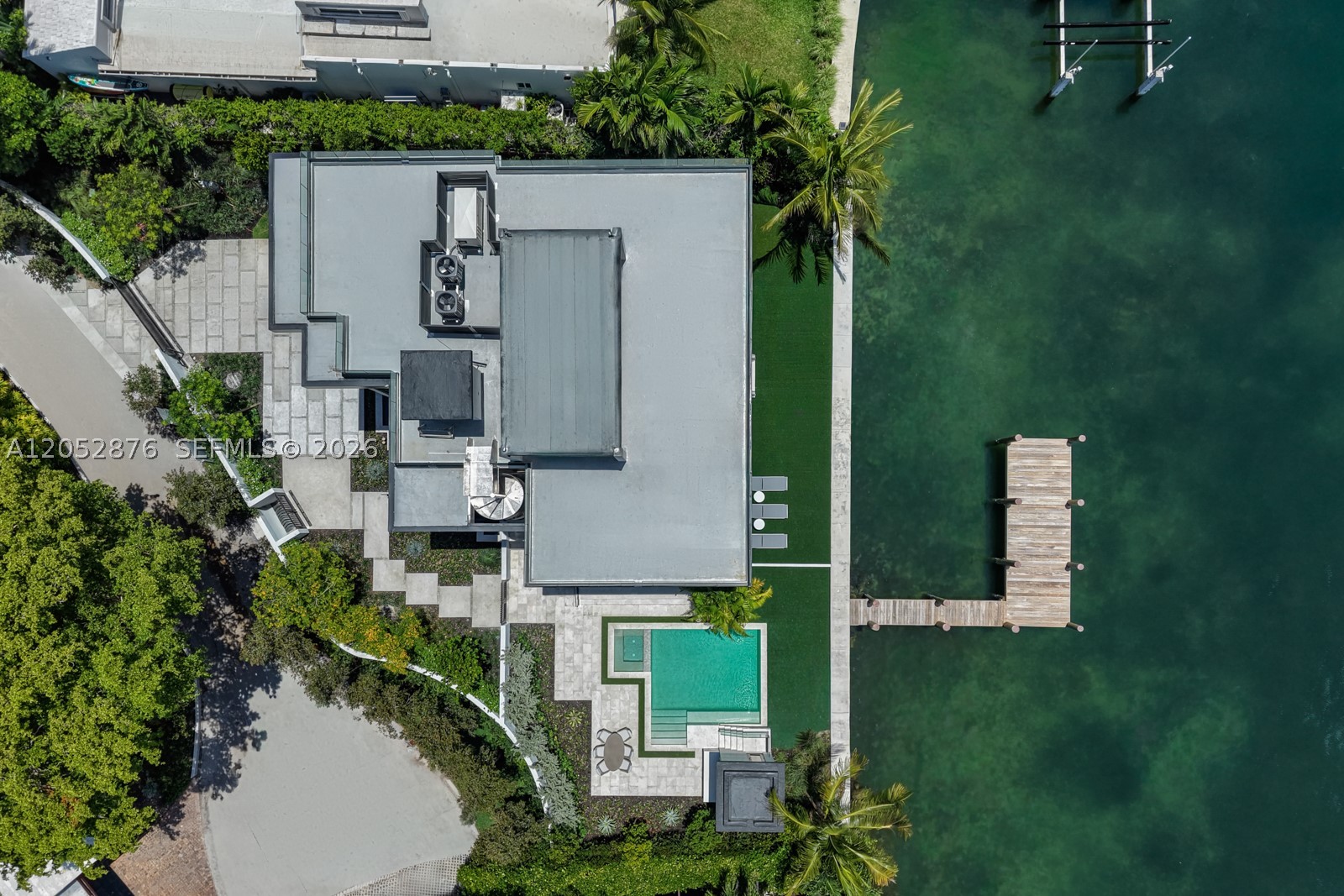 BISCAYNE POINT RESUB - Residential