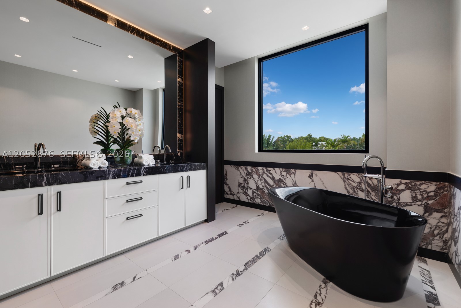 BISCAYNE POINT RESUB - Residential