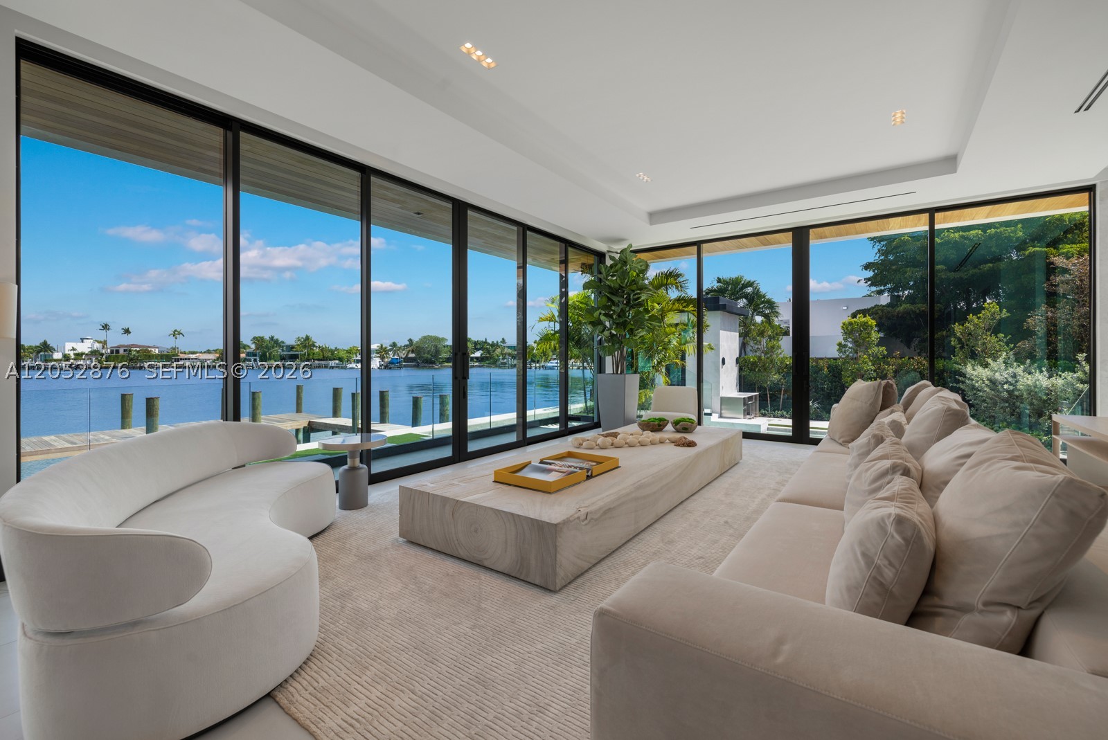 BISCAYNE POINT RESUB - Residential