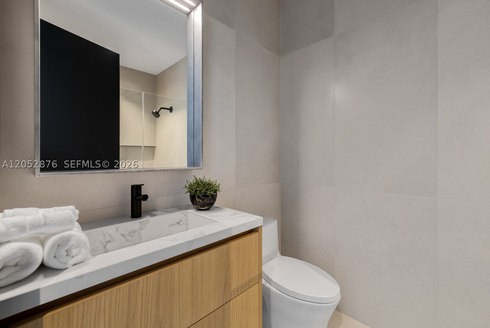 BISCAYNE POINT RESUB - Residential