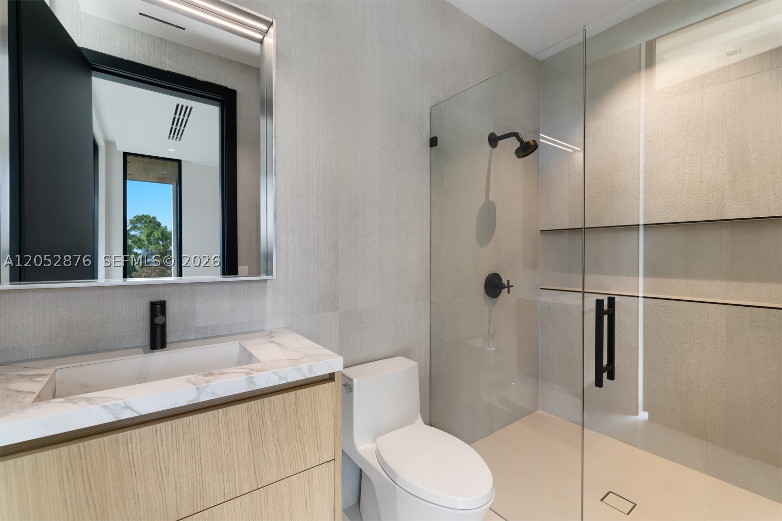 BISCAYNE POINT RESUB - Residential