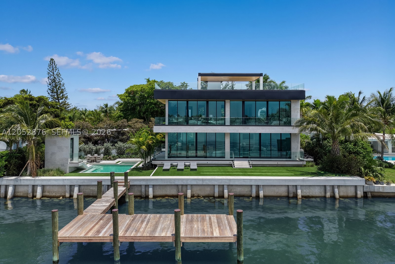 BISCAYNE POINT RESUB - Residential