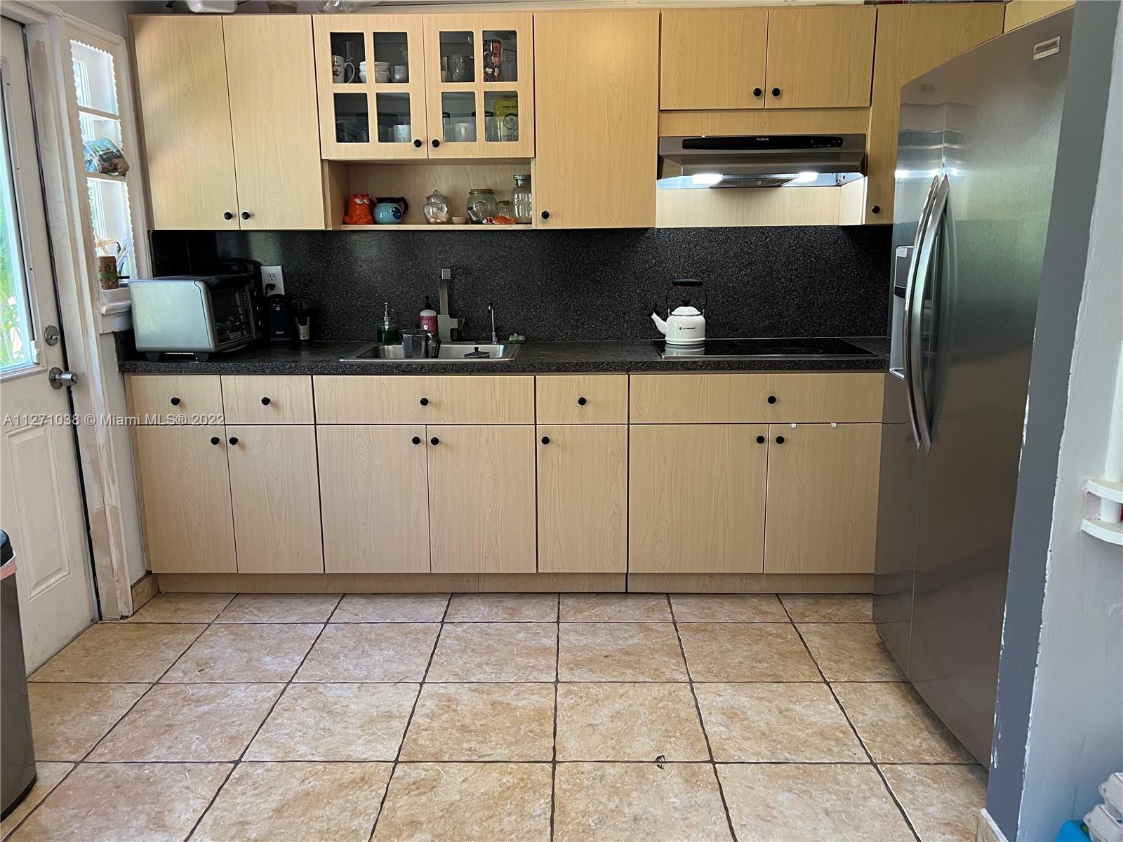 HOWMAR PARK 1ST ADDN - Residential Lease